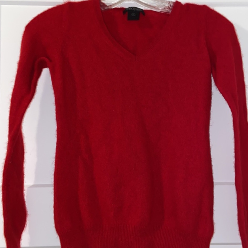 Cashmere sweater
